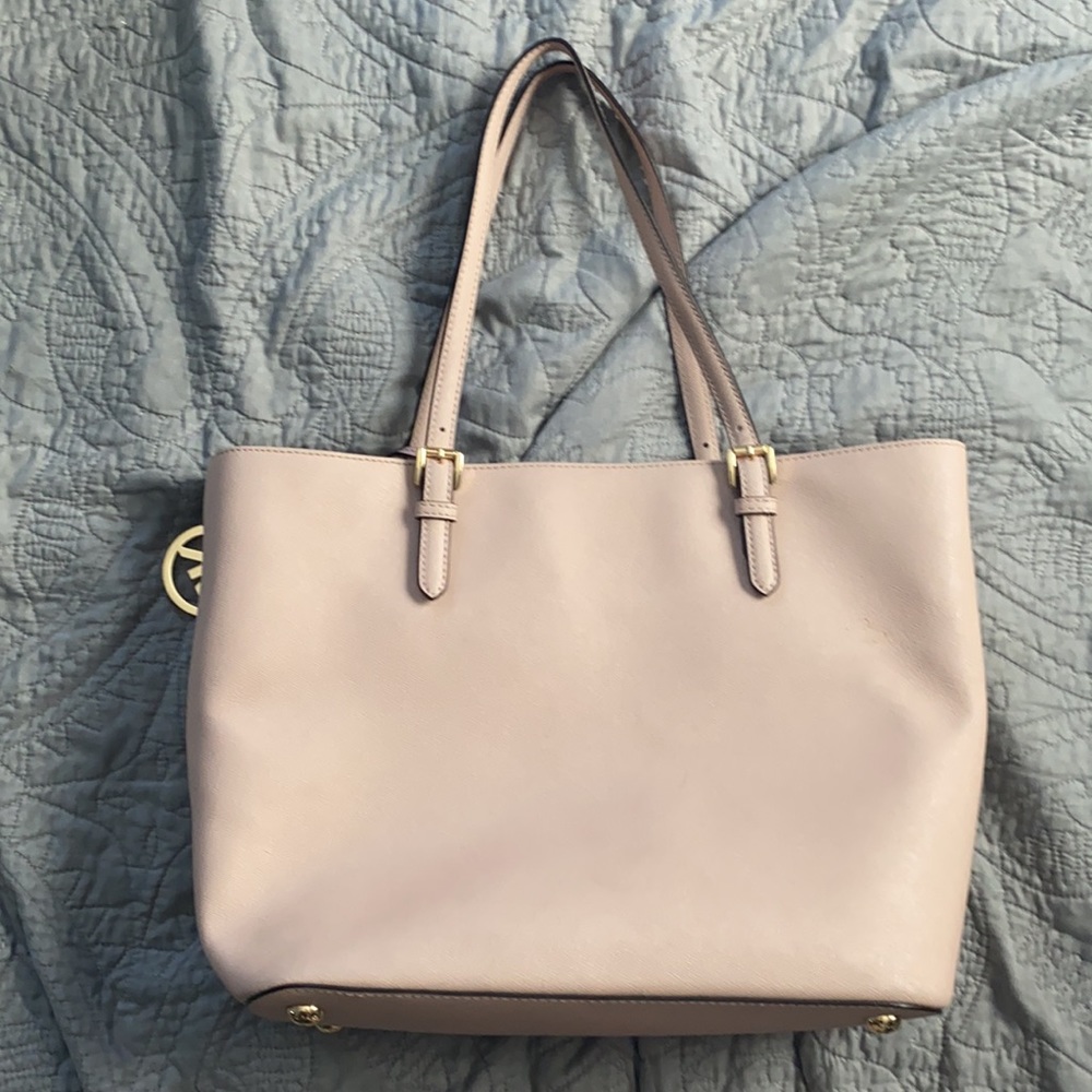 Barely used Michael Kors Jet Set Tote Bag Light Pink - Picture 3 of 5